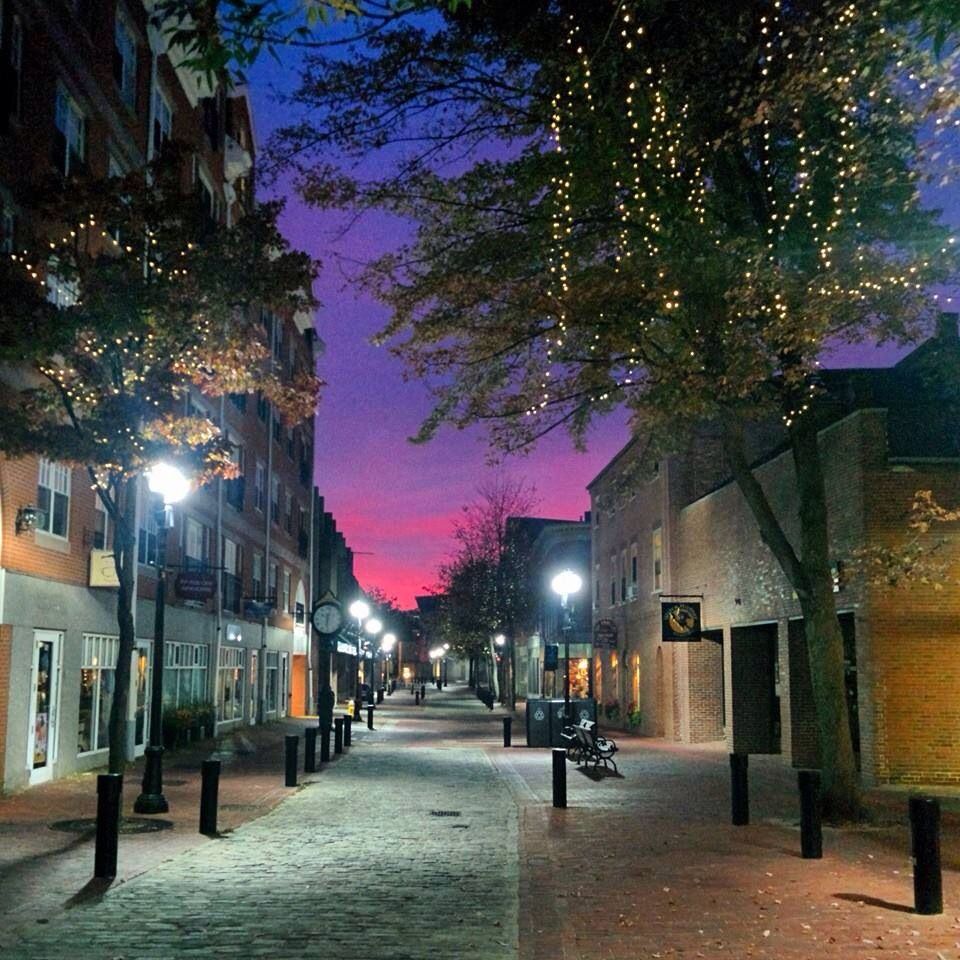 Essex street pedestrian mall at dusk